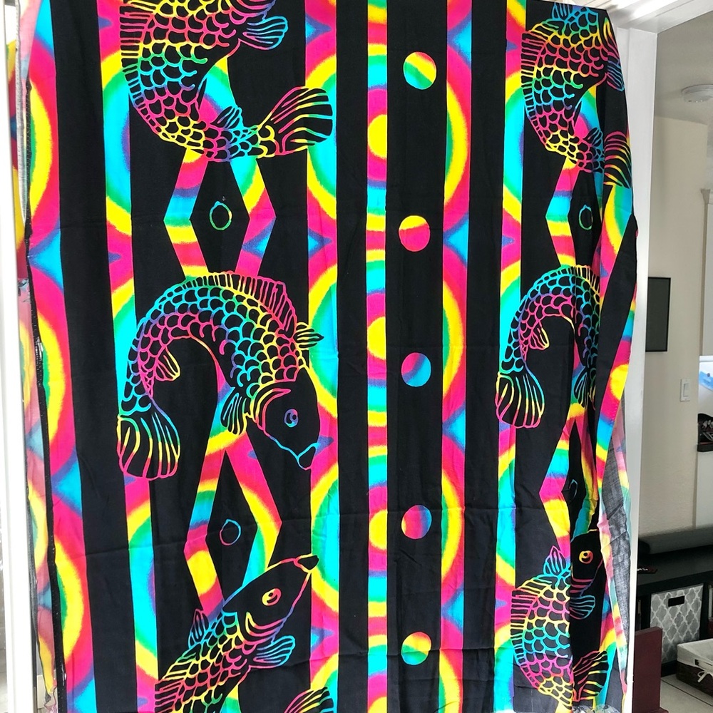 Sarong with Rainbow Kio Fish